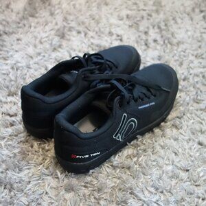 Five Ten Freerider Mountain Bike Shoes Mens 12 Black Flat Pedal MTB NEW